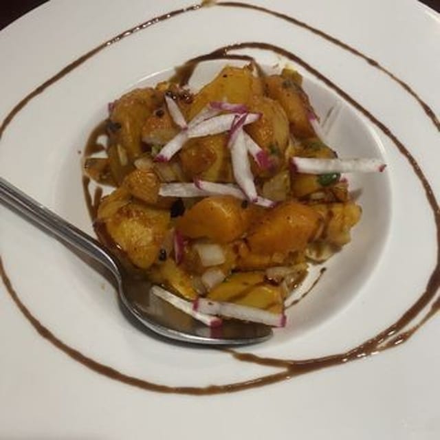 Aloo Sadheko.