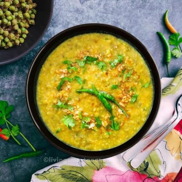Daal (Yellow/Black Lentil).