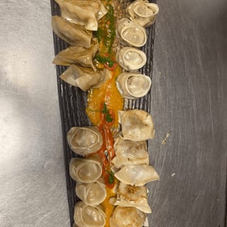 Royal Momo Platter